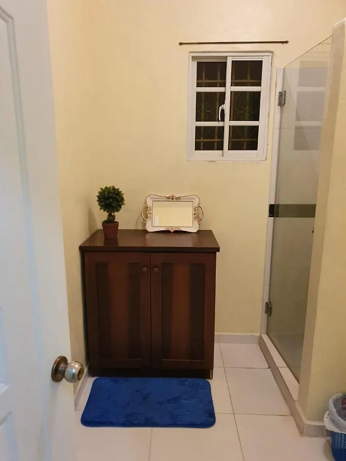 Casa Con Piscina Para Familia Boca Chica Dominikana